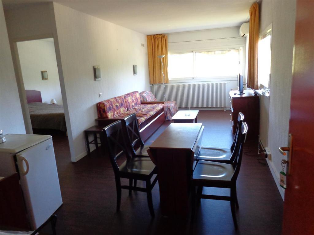 Le Domaine Des Oliviers Apartment Saint-Cyr-sur-Mer Phòng bức ảnh