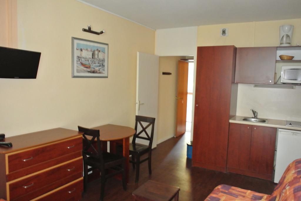 Le Domaine Des Oliviers Apartment Saint-Cyr-sur-Mer Phòng bức ảnh