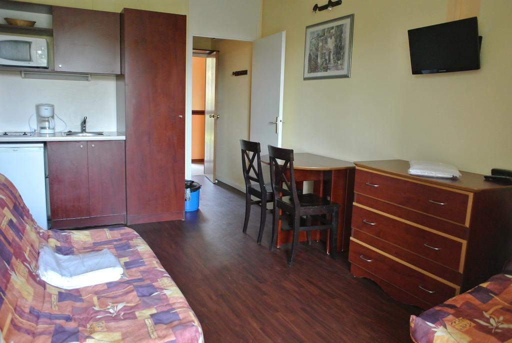 Le Domaine Des Oliviers Apartment Saint-Cyr-sur-Mer Phòng bức ảnh