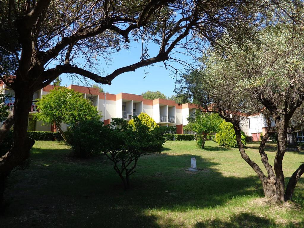 Le Domaine Des Oliviers Apartment Saint-Cyr-sur-Mer Ngoại thất bức ảnh