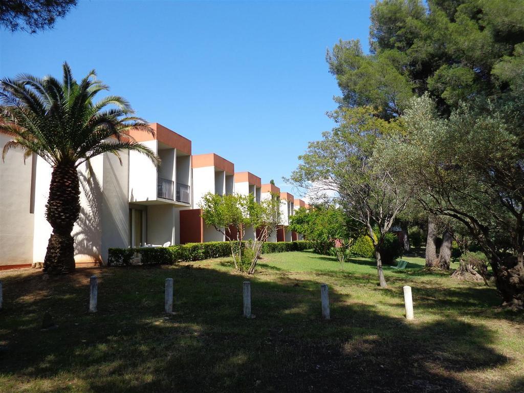 Le Domaine Des Oliviers Apartment Saint-Cyr-sur-Mer Ngoại thất bức ảnh