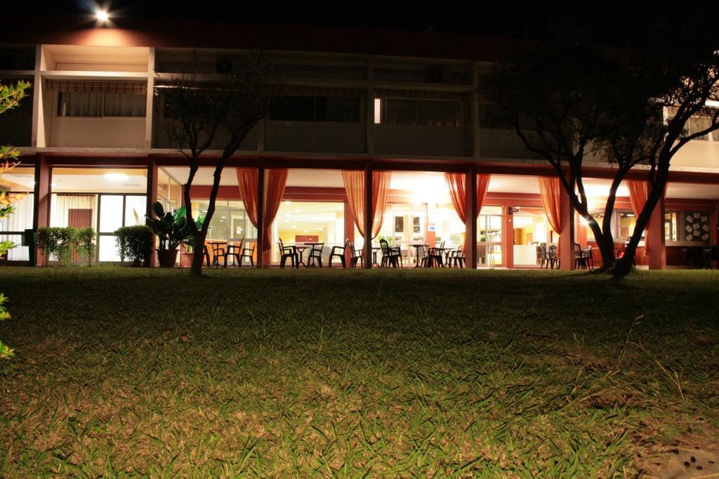 Le Domaine Des Oliviers Apartment Saint-Cyr-sur-Mer Phòng bức ảnh